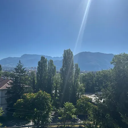 3 Vue Sur Dans Maison Avec Climatisation 안시