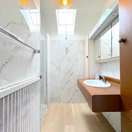 3 Vue Sur Dans Maison Avec Climatisation شقة *